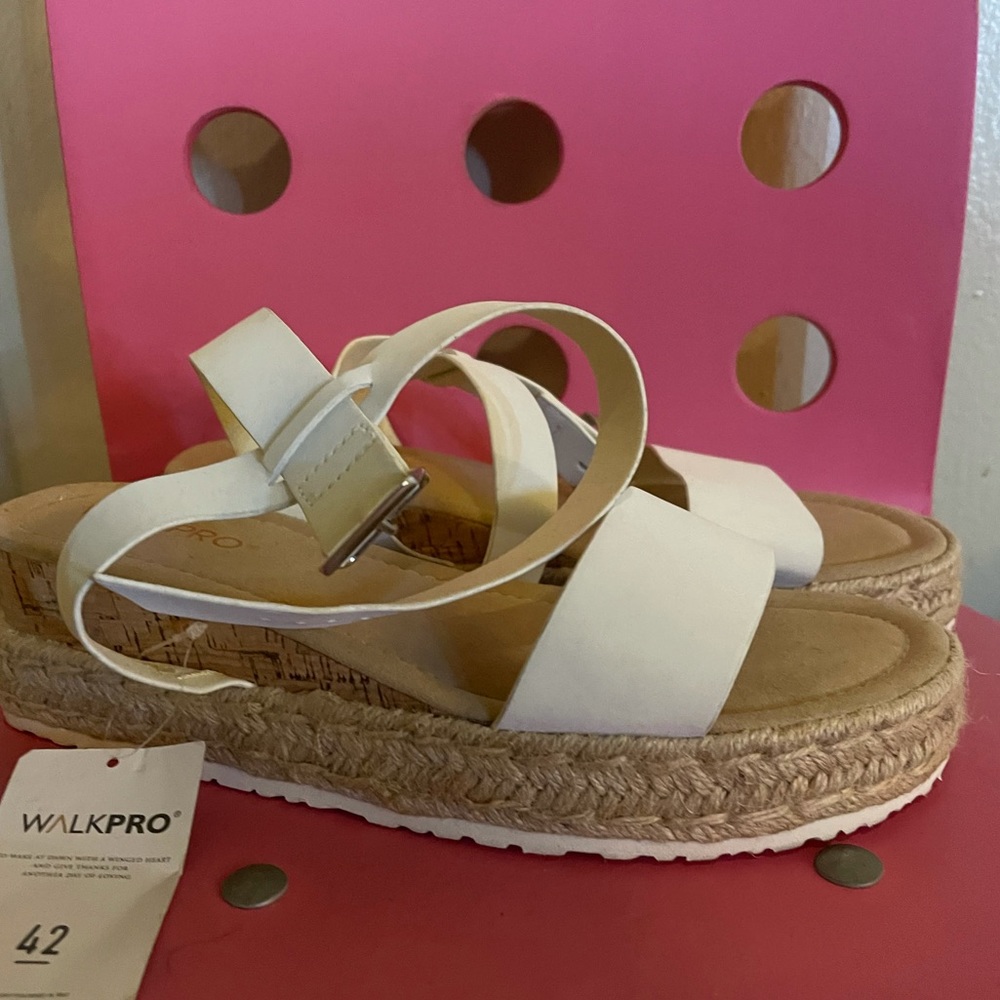 Walk pro platform sandals